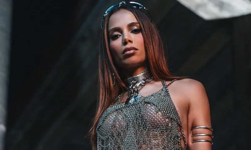 Imagem ilustrativa da imagem Anitta diz que certeza de que fosse morrer inspirou seu novo álbum