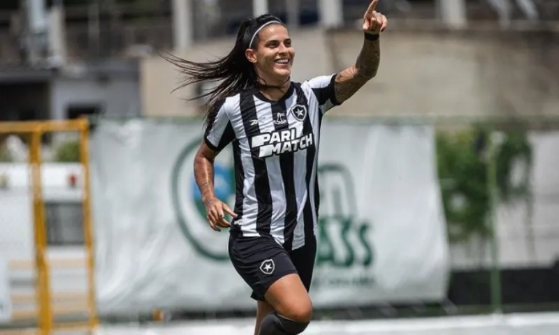 Imagem ilustrativa da imagem Atacante capixaba estreia com gol no Brasileirão Feminino