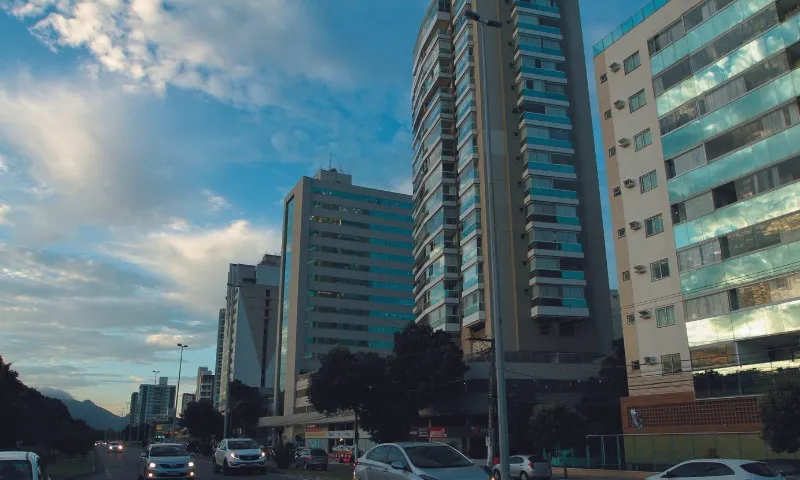 Imagem ilustrativa da imagem Bairro de Vitória tem mais moradores que 66 cidades