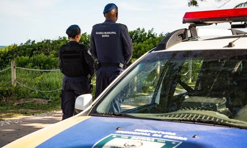 Imagem ilustrativa da imagem Carro é recuperado 20 minutos após roubo na Serra