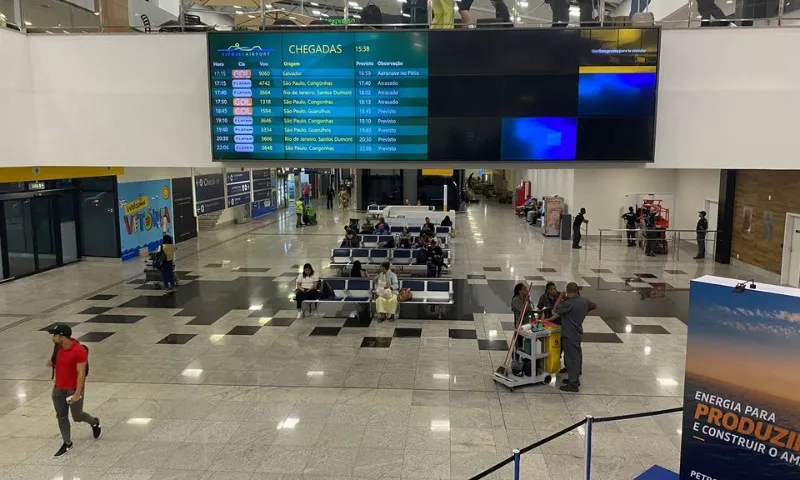 Imagem ilustrativa da imagem Coxinha de R$ 22: reclamações por preços cobrados no Aeroporto de Vitória