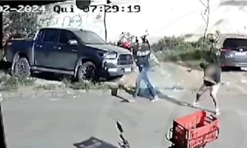 Imagem ilustrativa da imagem Criminosos roubam carro de comerciante e tentam atirar na vítima em Cariacica