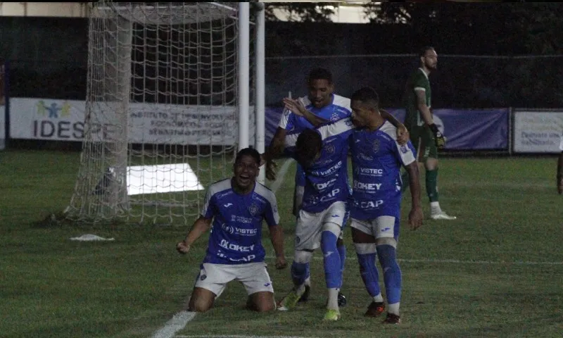 Imagem ilustrativa da imagem Em jogo heroico, Vitória faz bonito e vence o Real pelo mata-mata do Capixabão