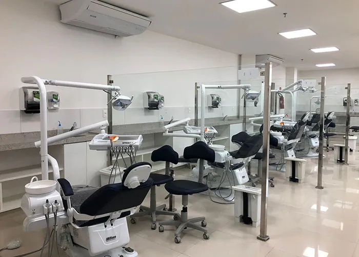 Imagem ilustrativa da imagem Faculdade oferece tratamento odontológico gratuito no Recife