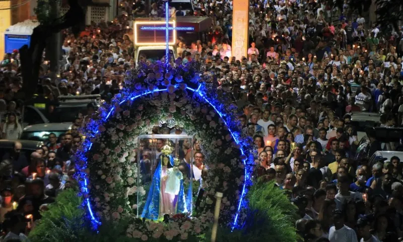 Imagem ilustrativa da imagem Festa da Penha com 50 missas