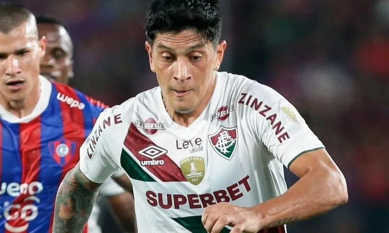 Imagem ilustrativa da imagem Fluminense empata com o Cerro Porteño, mas mantém liderança na Libertadores