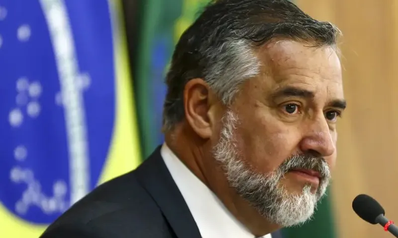 Imagem ilustrativa da imagem Lula manteve '98% do projeto' de saidinha, diz ministro após críticas a veto