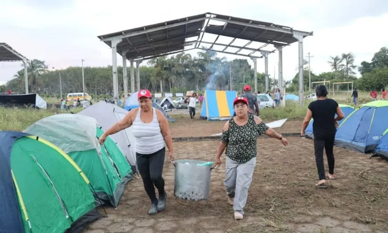 Imagem ilustrativa da imagem MST: 200 famílias ocupam fazenda em São Mateus