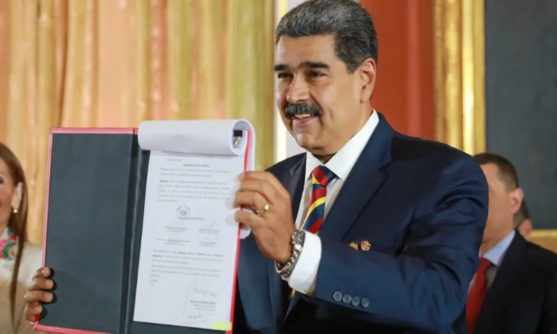 Imagem ilustrativa da imagem Maduro promulga lei que anexa Essequibo, na Guiana, à Venezuela