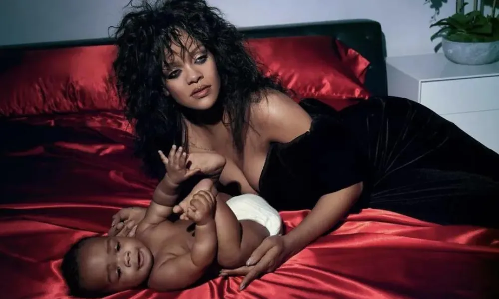 Imagem ilustrativa da imagem 'Mães reais se vestem de forma preguiçosa', diz Rihanna