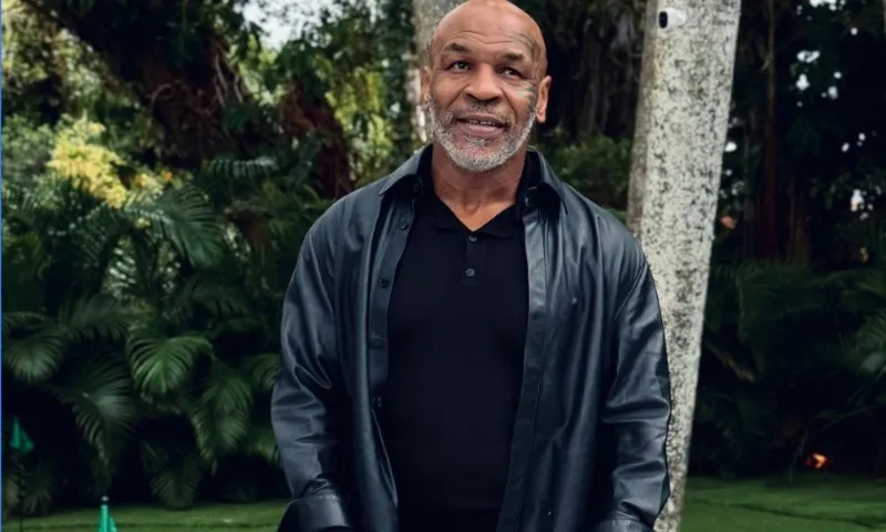 Imagem ilustrativa da imagem Mike Tyson diz que vai parar de consumir maconha para lutar com Jake Paul