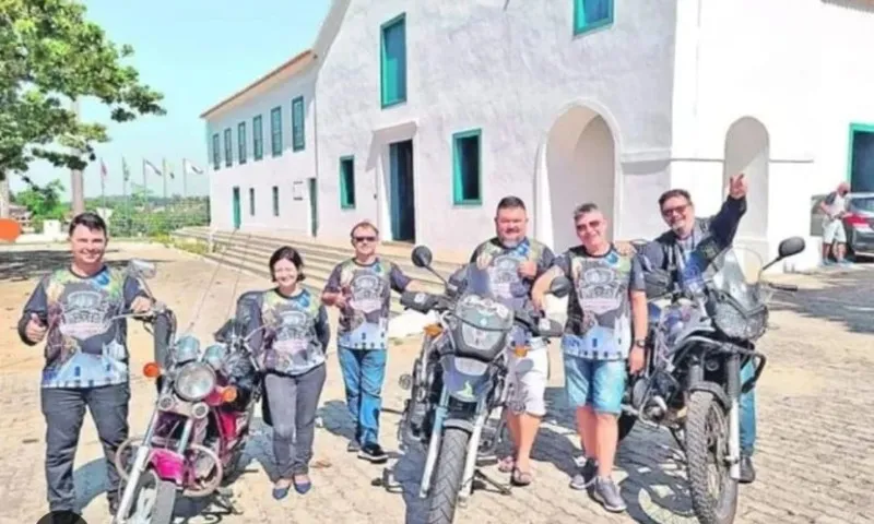 Imagem ilustrativa da imagem Motociclistas vão percorrer 700 km para pagar promessa