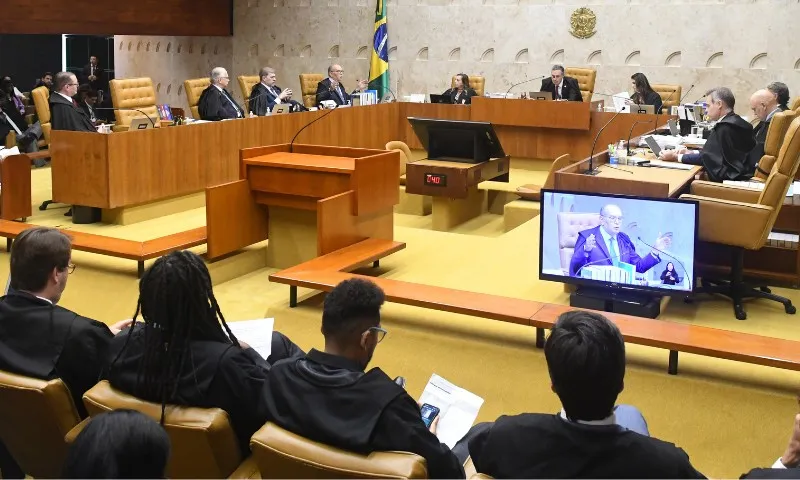 Imagem ilustrativa da imagem PEC prevê mandato para o STF e esvazia TSE