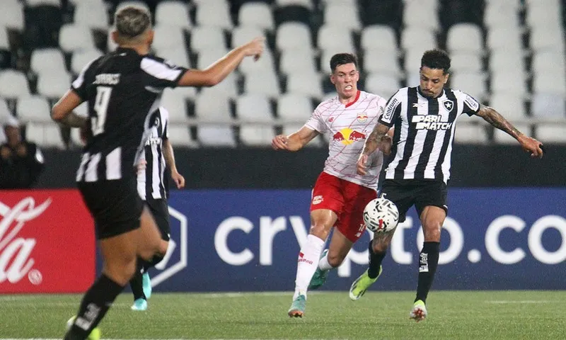 Imagem ilustrativa da imagem Red Bull Bragantino e Botafogo decidem vaga na fase de grupos Libertadores