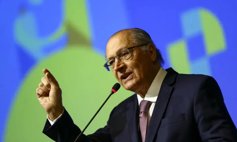 Imagem ilustrativa da imagem Ricos poluem e pobres pagam a conta, diz Geraldo Alckmin