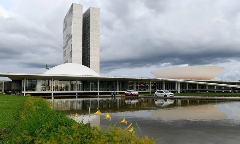 Imagem ilustrativa da imagem Senado marca votação da PEC das drogas para a próxima terça-feira