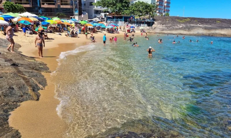 Imagem ilustrativa da imagem Vai dar praia? Confira a previsão do tempo para o final de semana no ES