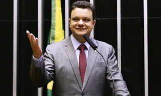 Imagem ilustrativa da imagem “Meta fiscal não é só de Haddad, é do governo e a bancada abraça”