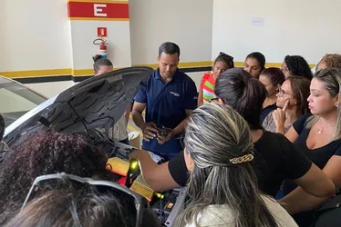 Imagem ilustrativa da imagem 120 vagas em curso de mecânica só para mulheres