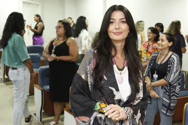 Imagem ilustrativa da imagem “A chave para nosso amor próprio é a comunicação”, afirma Suellen Barone