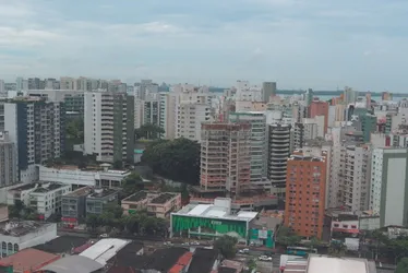 Imagem ilustrativa da imagem Mercado imobiliário fala em disparada dos preços de imóveis após reforma tributária