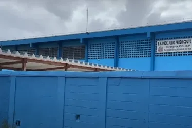 Imagem ilustrativa da imagem Aluno morto após agressão em escola queria defender amigos de bullying, diz mãe