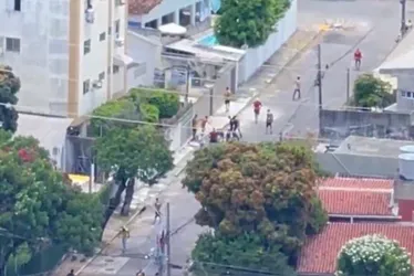 Imagem ilustrativa da imagem Antes de a bola rolar, rapaz fica ferido em briga de torcidas na Zona Sul do Recife