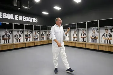 Imagem ilustrativa da imagem Após nota do Palmeiras, Textor se complica no Fogão