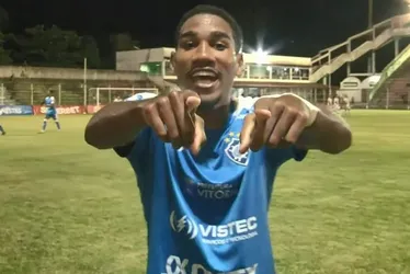 Imagem ilustrativa da imagem Autor de dois gols pelo Vitória, artilheiro da classificação dedica gols para a mãe