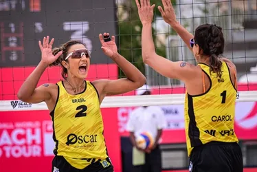 Imagem ilustrativa da imagem Bárbara e Carol são campeãs do Elite 16 de vôlei de praia e se aproximam de Paris