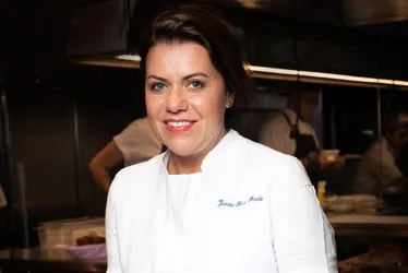 Imagem ilustrativa da imagem Brasileira Janaína Rueda é eleita melhor chef mulher do mundo no 50 Best
