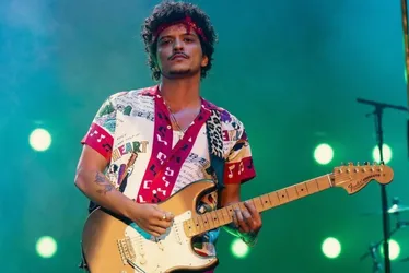 Imagem ilustrativa da imagem Bruno Mars conta que se apaixonou pelo Brasil após assistir a filme sobre capoeira