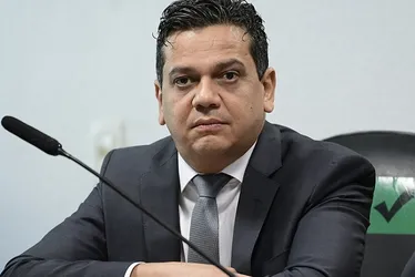 
          Imagem ilustrativa da imagem CNJ paga até R$ 83,4 mil a conselheiro em 1 mês
          