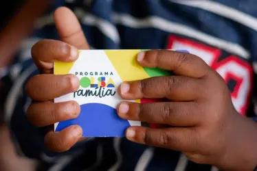 Imagem ilustrativa da imagem Caixa paga Bolsa Família a beneficiários com NIS de final 5