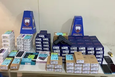 Imagem ilustrativa da imagem Carga com mais de 100 celulares e tablets é roubada ao ser entregue em loja do ES
