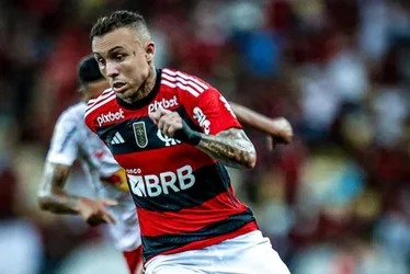 Imagem ilustrativa da imagem Cebolinha é baixa no Flamengo por lesão e não enfrenta o Bolívar