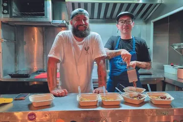 Imagem ilustrativa da imagem Chefs de cozinha embarcam em aventura gastronômica