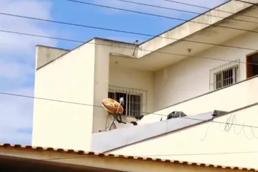 Imagem ilustrativa da imagem Comerciante reage a assalto e é baleado na Serra
