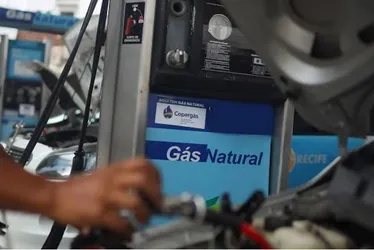 Imagem ilustrativa da imagem Copergás oferece R$ 1.000 em incentivos para quem converter carro para gás natural