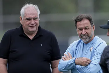 Imagem ilustrativa da imagem Corinthians anuncia saída de Rubão do cargo de diretor de futebol