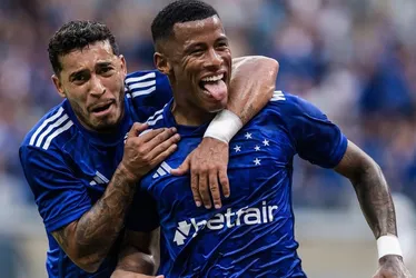Imagem ilustrativa da imagem Cruzeiro vence Tombense com gol contra e vai à final do Mineiro
