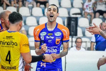Imagem ilustrativa da imagem Douglas recusa convocação de Bernardinho para a seleção de vôlei: 'Ciclo encerrado'