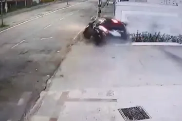 Imagem ilustrativa da imagem Duas jovens morrem após acidente de carro na Serra