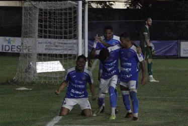 Imagem ilustrativa da imagem Em jogo heroico, Vitória faz bonito e vence o Real pelo mata-mata do Capixabão