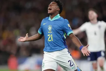 Imagem ilustrativa da imagem Endrick entra para lista de jogadores mais jovens a marcar pelo Brasil