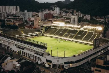 Imagem ilustrativa da imagem Santos encaminha acordo de venda de naming rights da Vila Belmiro