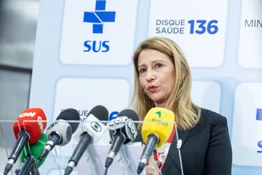 Imagem ilustrativa da imagem Ethel Maciel pode deixar secretaria no Ministério da Saúde por pressão do PT
