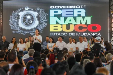 Imagem ilustrativa da imagem Governo do Estado abre Feirão de Empregos e entrega nova Casa do Trabalhador