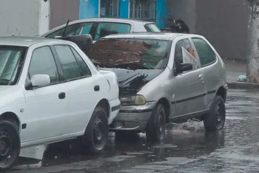 Imagem ilustrativa da imagem Guardas tiram das ruas da Grande Vitória 349 carros abandonados