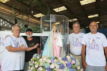 Imagem ilustrativa da imagem Homens de fé em romaria neste sábado